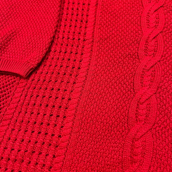 Red sweater - Picture 2 of 3